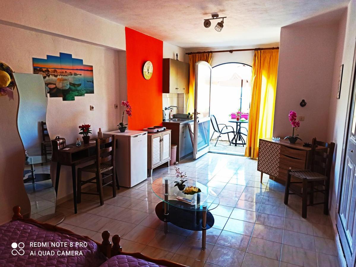 شقة Gardenia House أسوس المظهر الخارجي الصورة